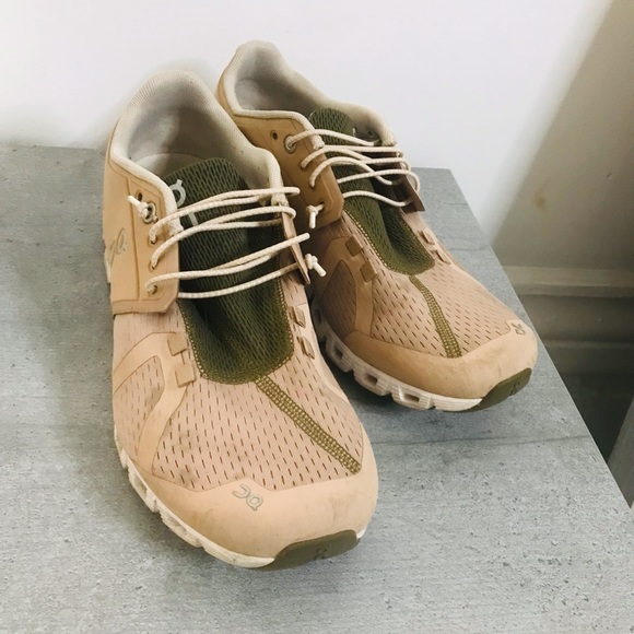 SOLD ON ANOTHER APP ON RUNNING Swiss shoes - Picture 2 of 6